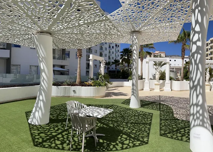 Ocean Garden Sunrise View Apartament *